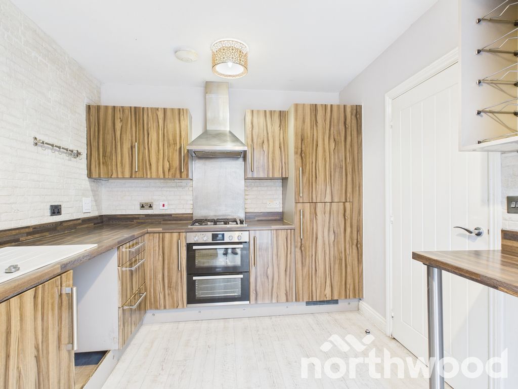 Property photo 3 of 40