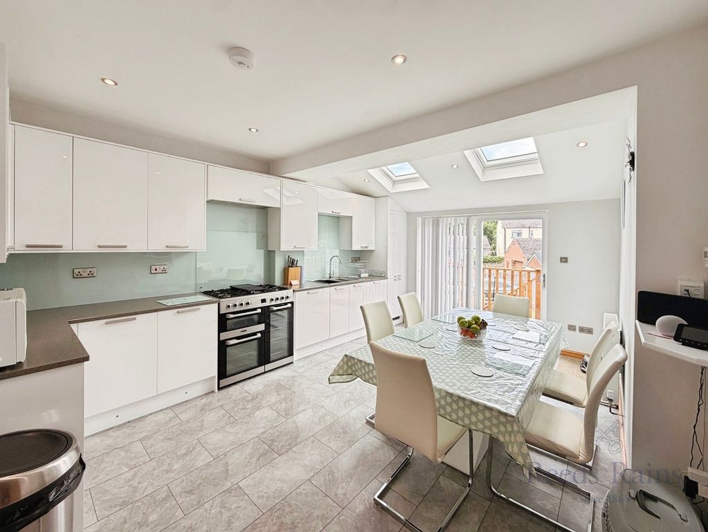 Property photo 3 of 15 Kitchen/Diner