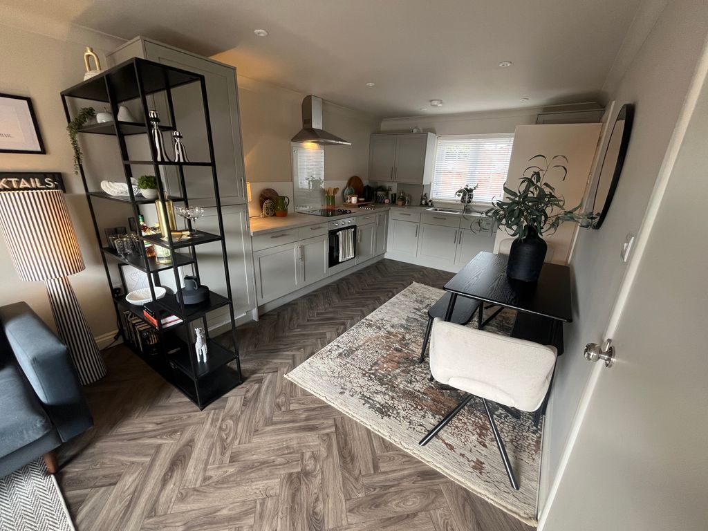 Property photo 3 of 15 Img_5094