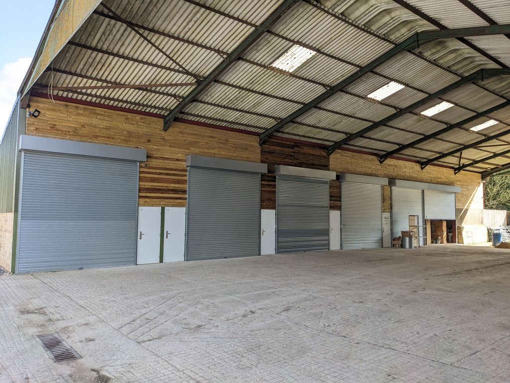 Property photo 1 of 4