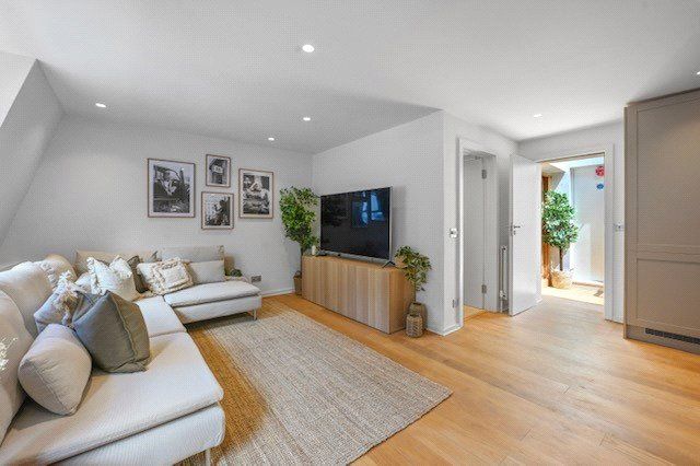 Property photo 2 of 11 Picture No. 07