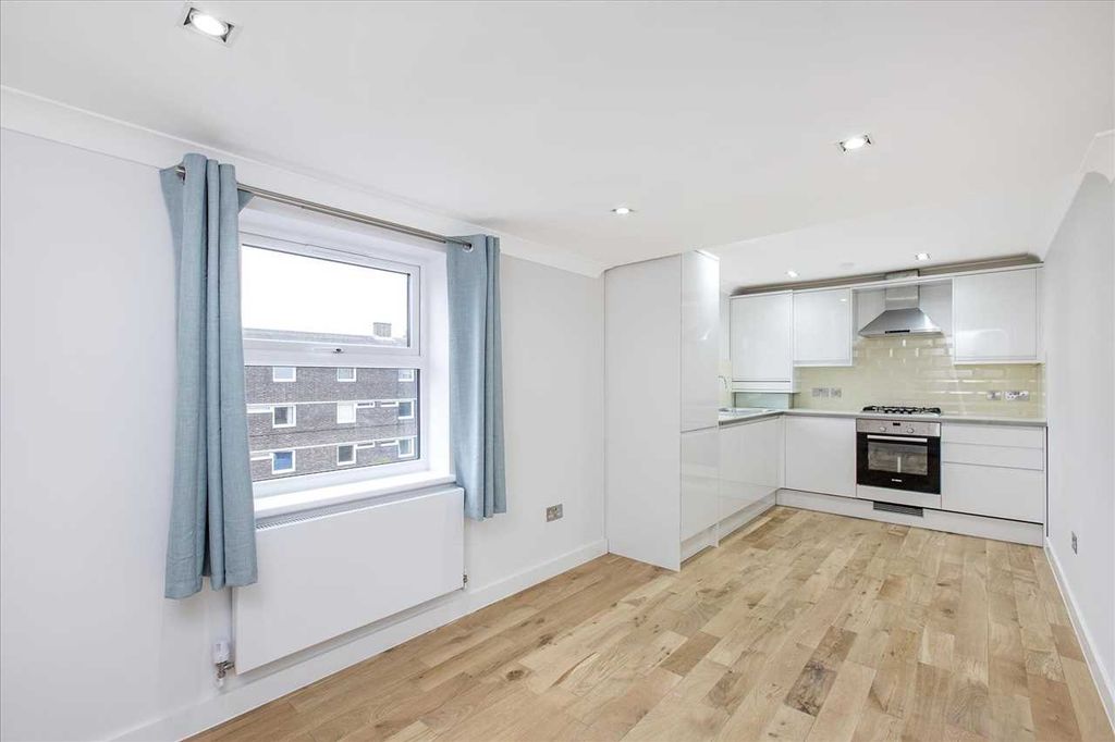 Property photo 1 of 6 Main Picture