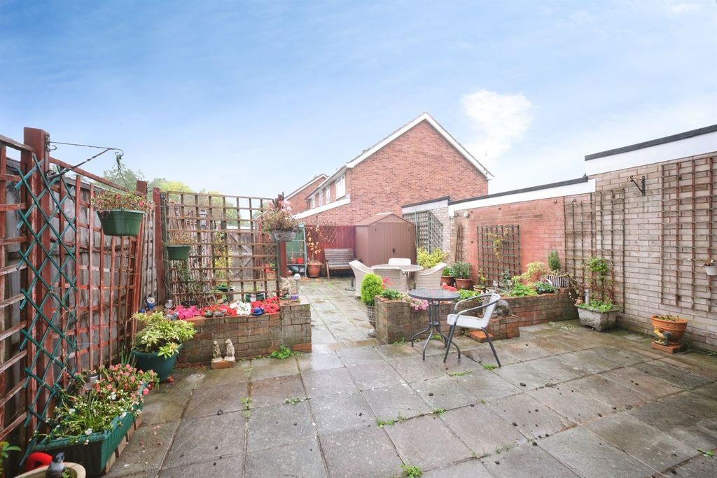 Property photo 3 of 17