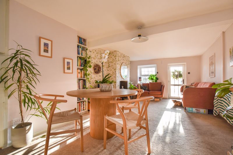 Property photo 3 of 17 Photo 19