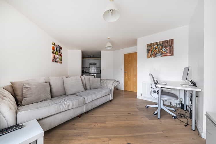 Property photo 3 of 17