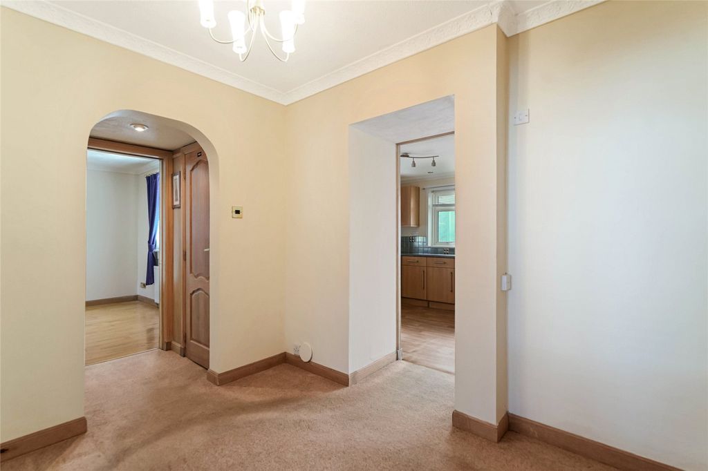 Property photo 2 of 21 Picture No. 02