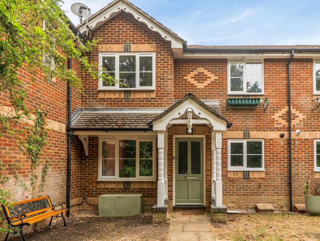 Property photo 1 of 11