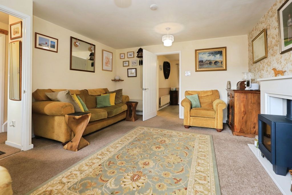 Property photo 3 of 20 Pbox-Img.Jpg