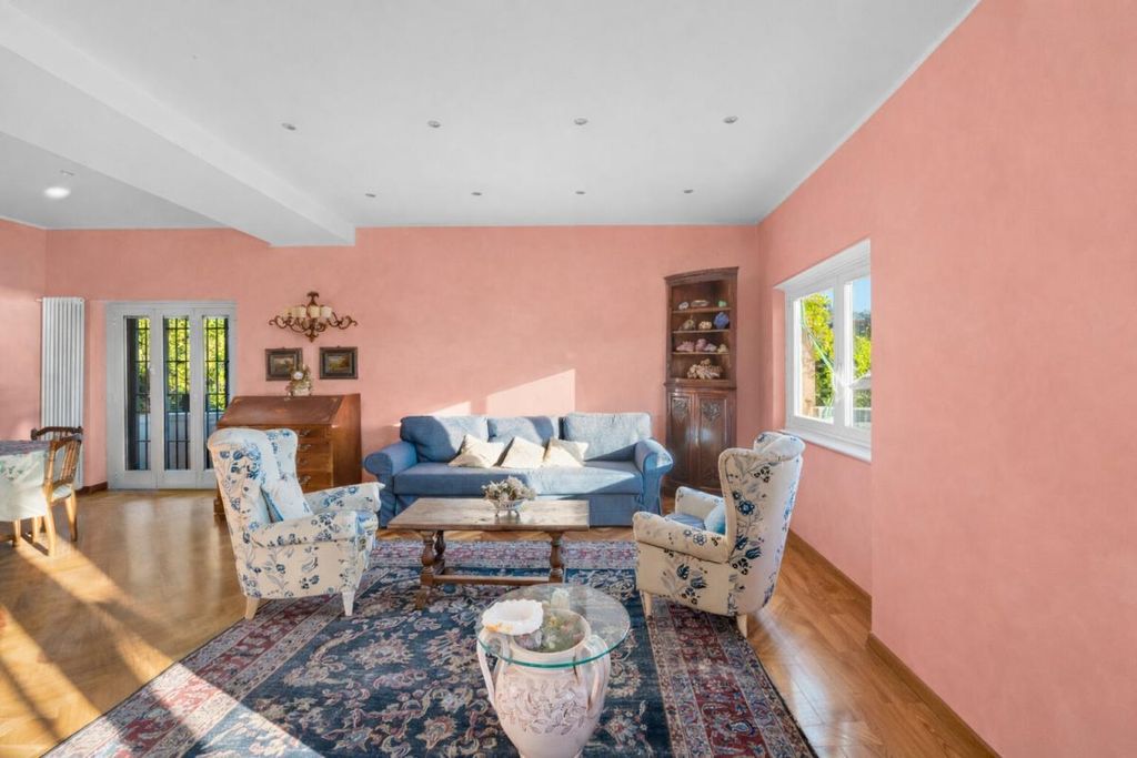 Property photo 3 of 30