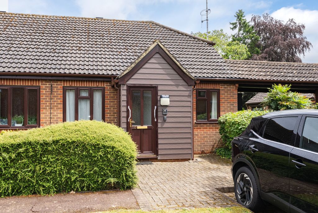 Property photo 1 of 12 Dsc09812