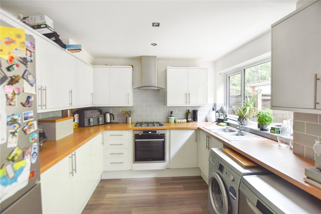 Property photo 2 of 13 Kitchen