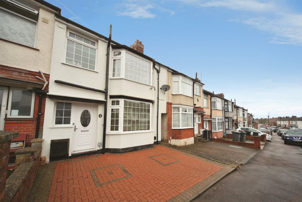 Property photo 1 of 17