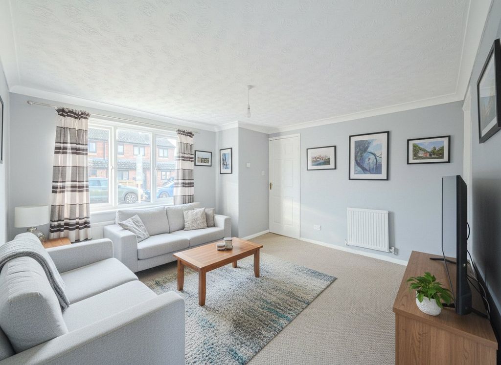 Property photo 2 of 12 Picture No. 14