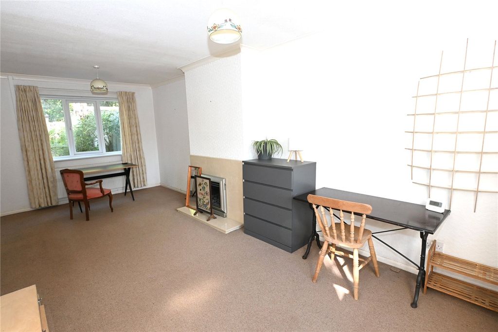 Property photo 2 of 15 Picture No. 13
