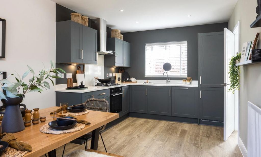 Property photo 3 of 7 Kitchen Herringbone.Jpg