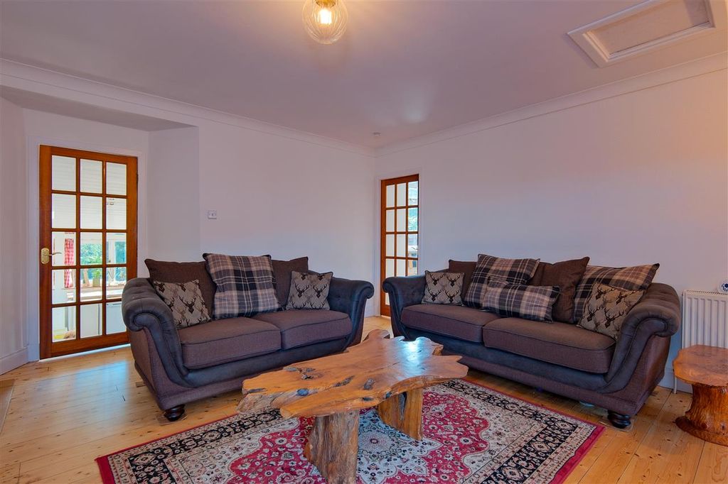 Property photo 3 of 30