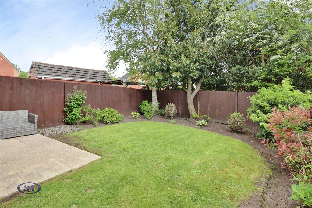 Property photo 3 of 17