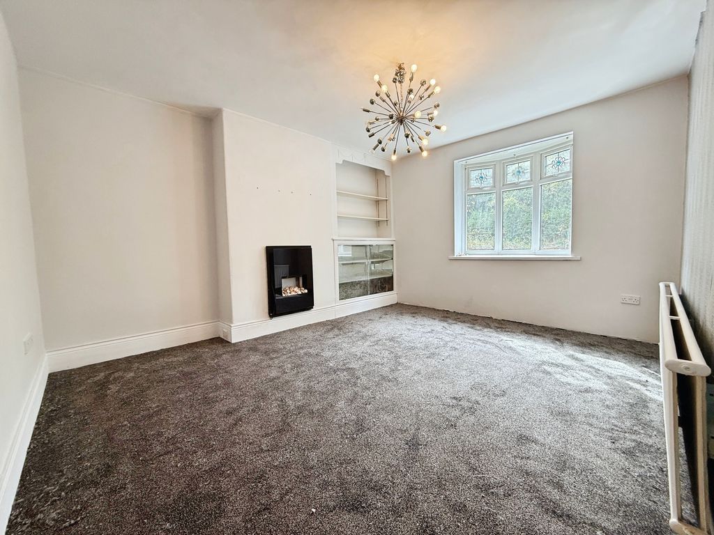 Property photo 2 of 10 Photo 10