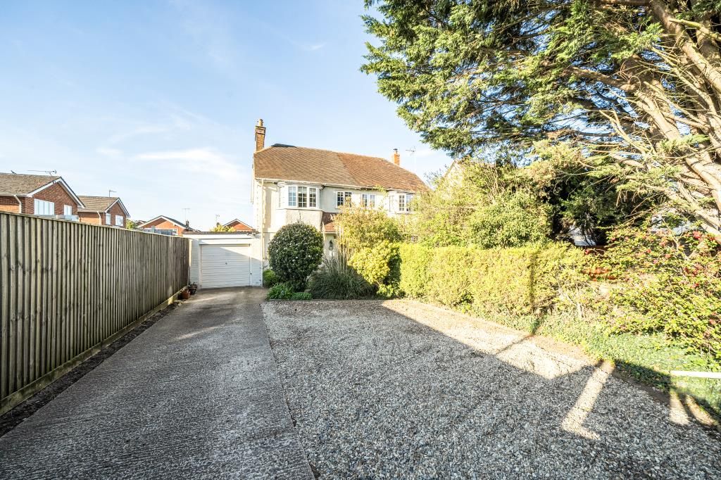 Property photo 1 of 21 External