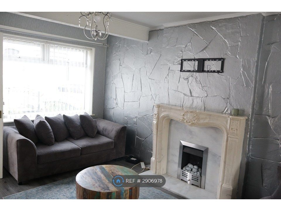 Property photo 3 of 25
