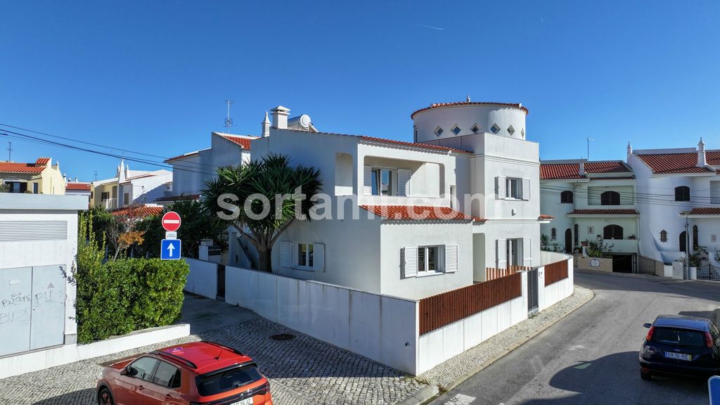 Property photo 1 of 49