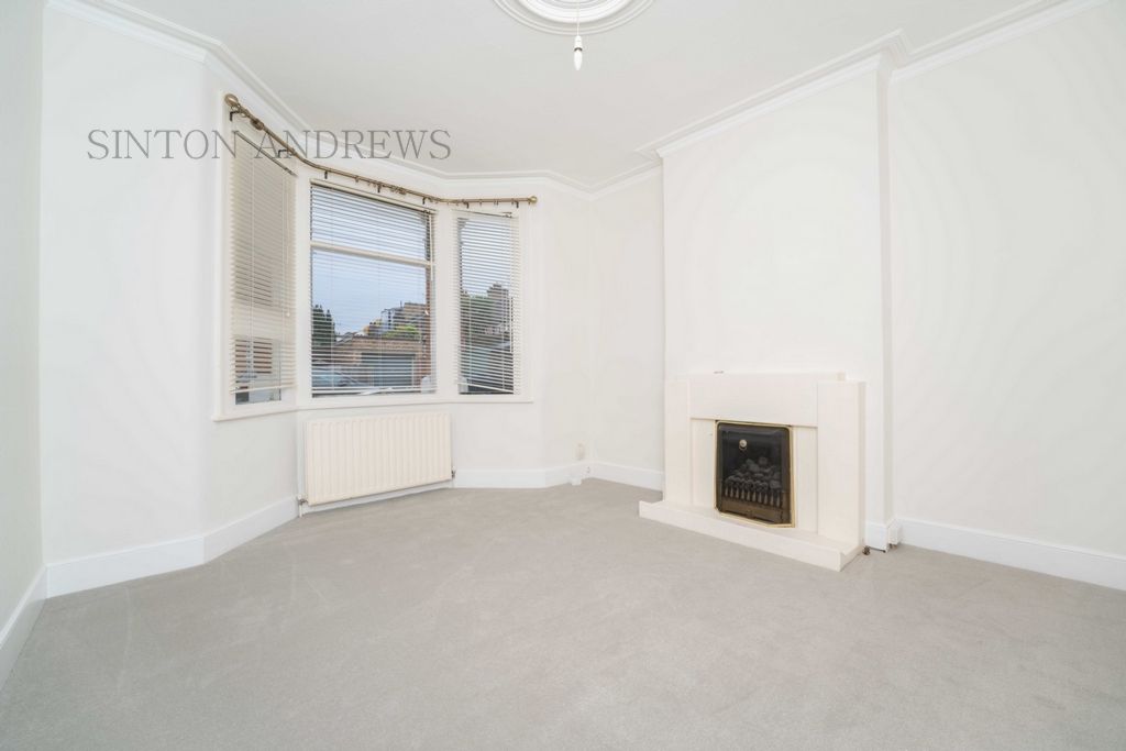 Property photo 1 of 9 Photo 10