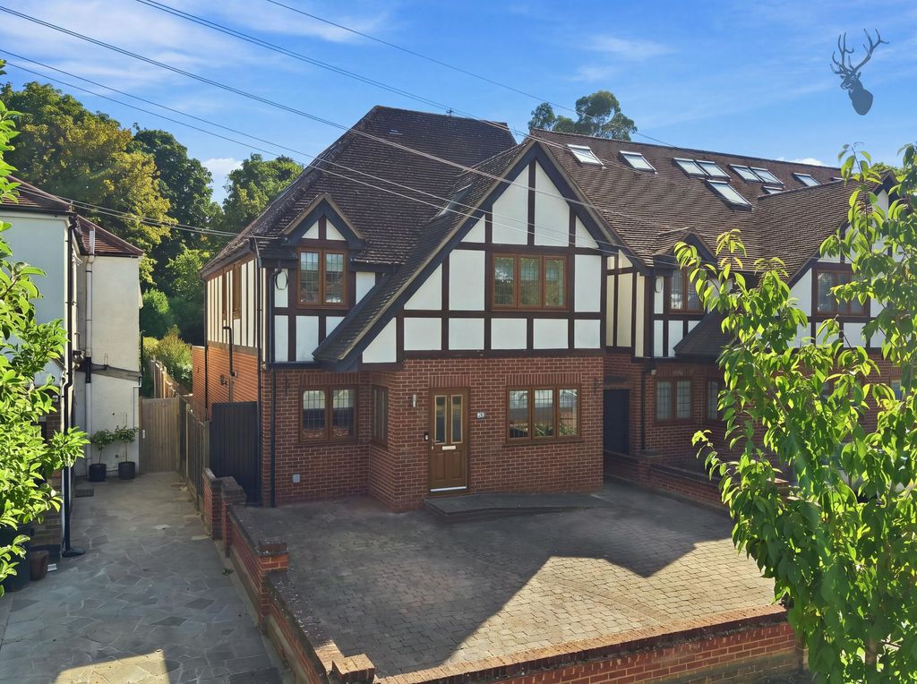 Property photo 1 of 30
