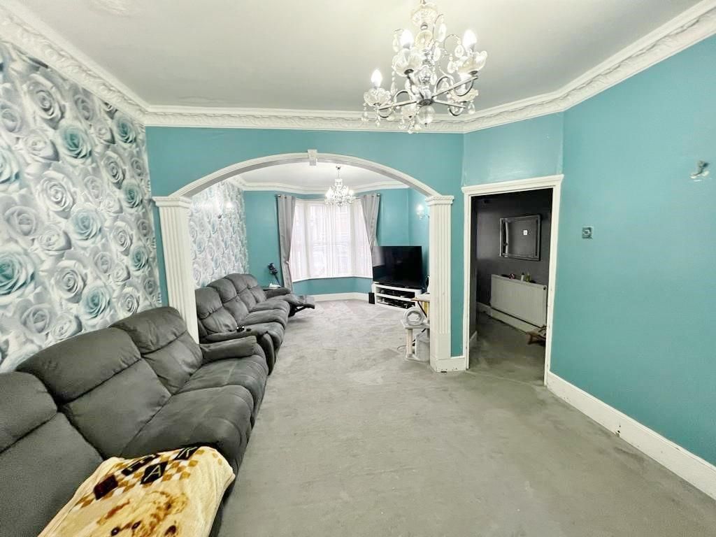 Property photo 1 of 7 2.Jpg