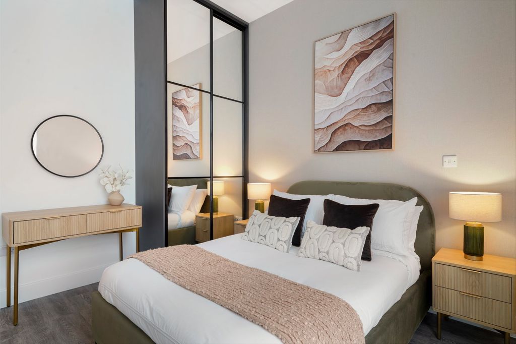 Property photo 2 of 12 Picture No. 15