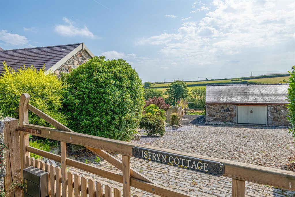 Additional image 5 of 5 bed property for saleLlannefydd, Denbigh LL16