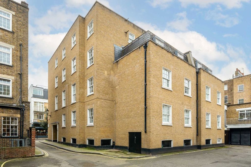 Property photo 1 of 5