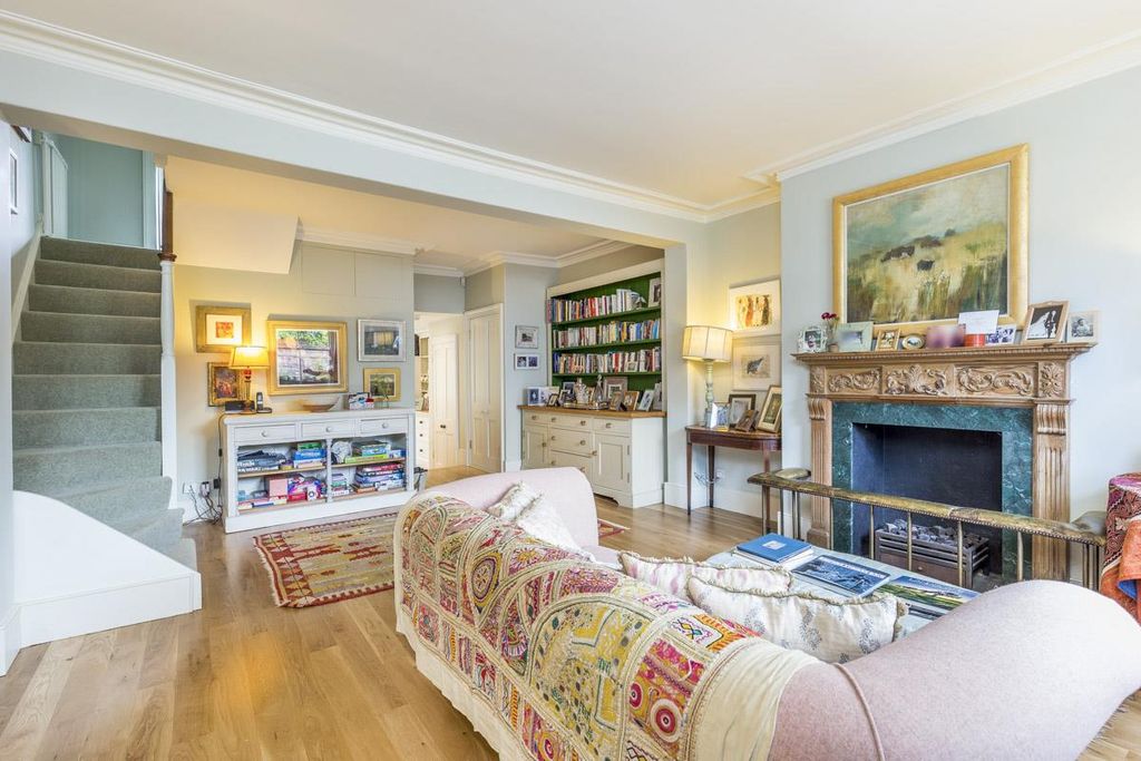 Property photo 3 of 15 Lettings Hammersmith Milson Road 63 - Reception (3