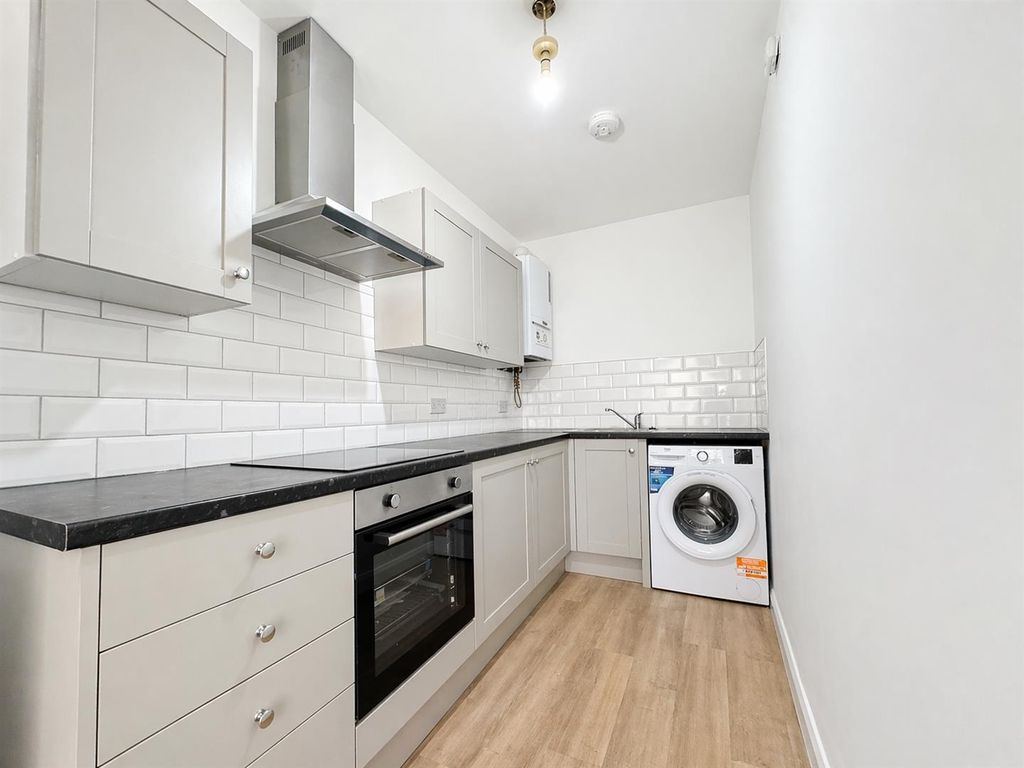 Property photo 3 of 7 Original-4E8Ef4B3-E69B-4Aa5-A1E4-329Acd5A0Fd2.Jpeg