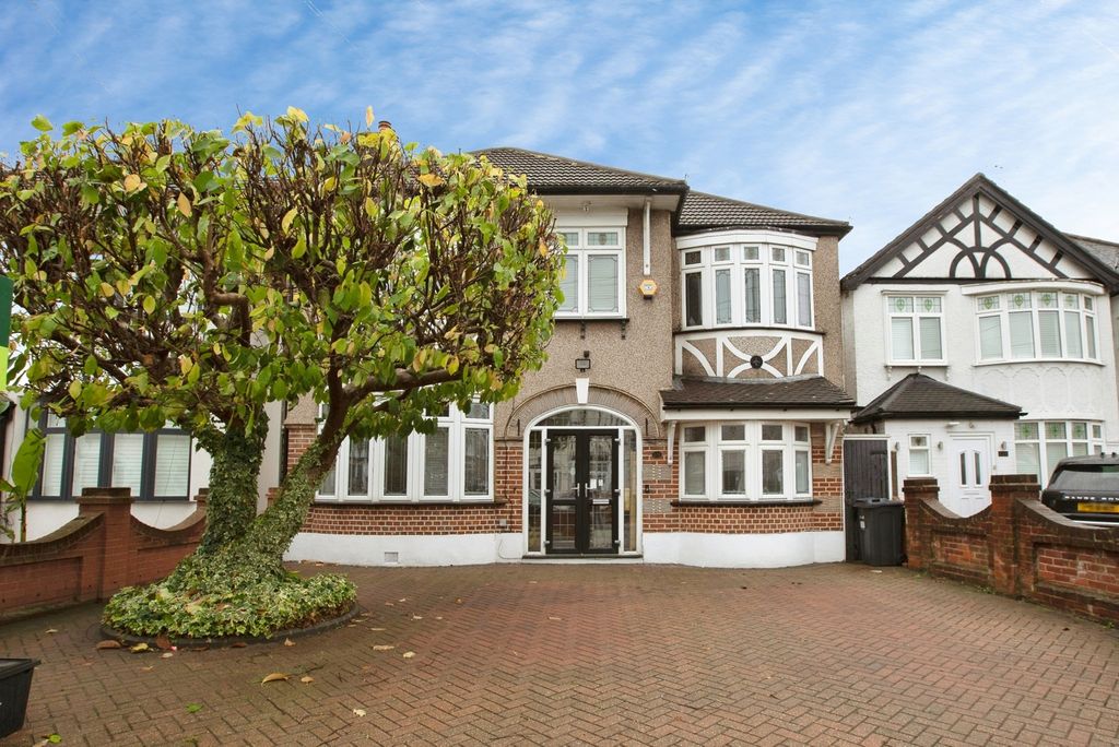 Property photo 1 of 30 Pbox-Img.Jpg