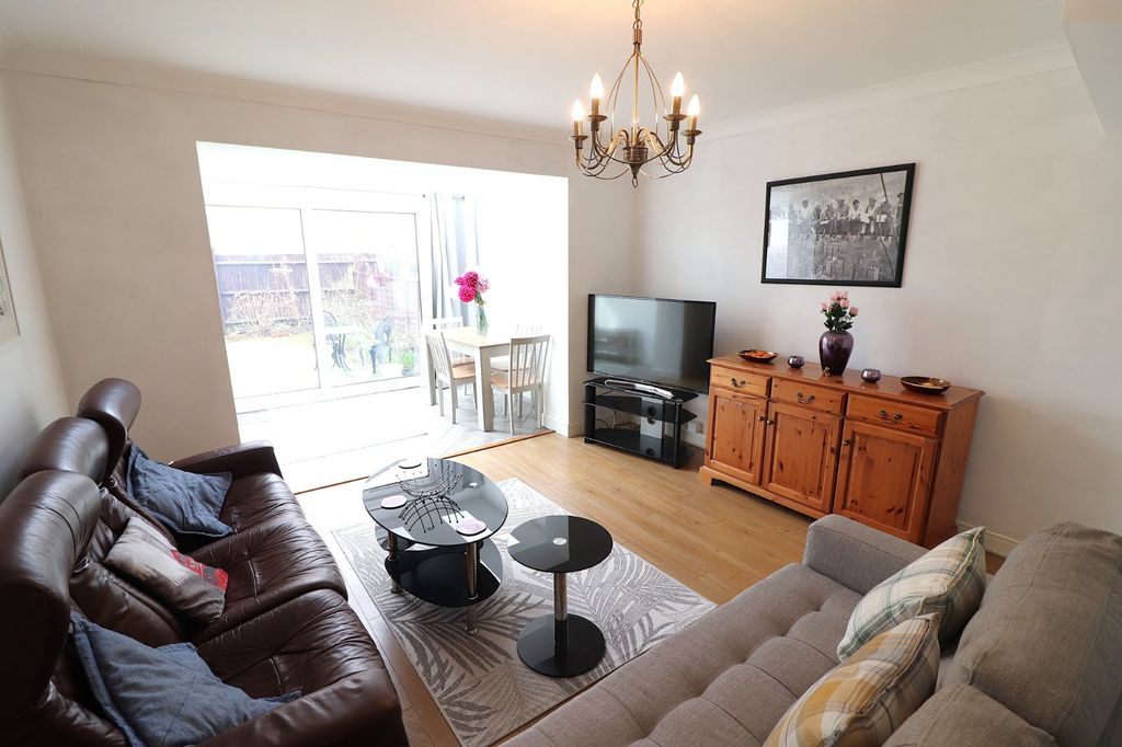 Property photo 3 of 14 Picture No. 20