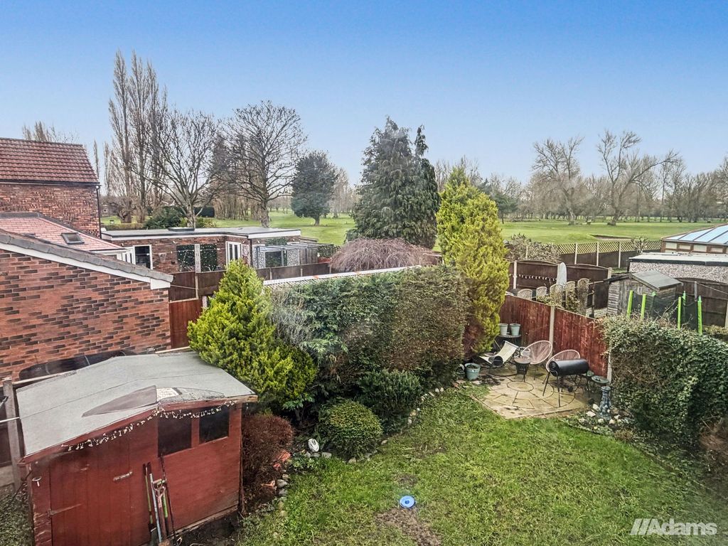 Property photo 2 of 26