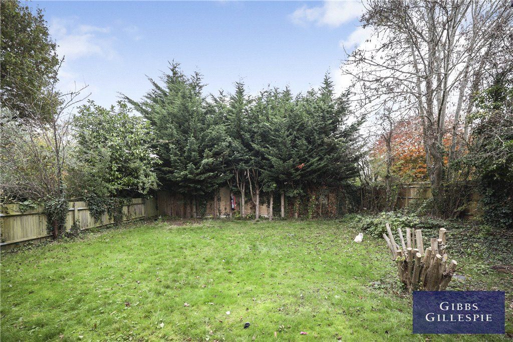 Property photo 3 of 14 Picture No. 12