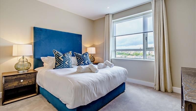 Property photo 2 of 9 Bed_2.Jpg