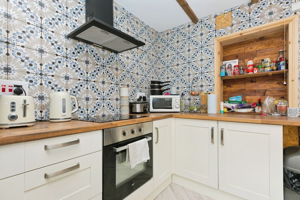 Property photo 2 of 13 Pbox-Img.Jpg