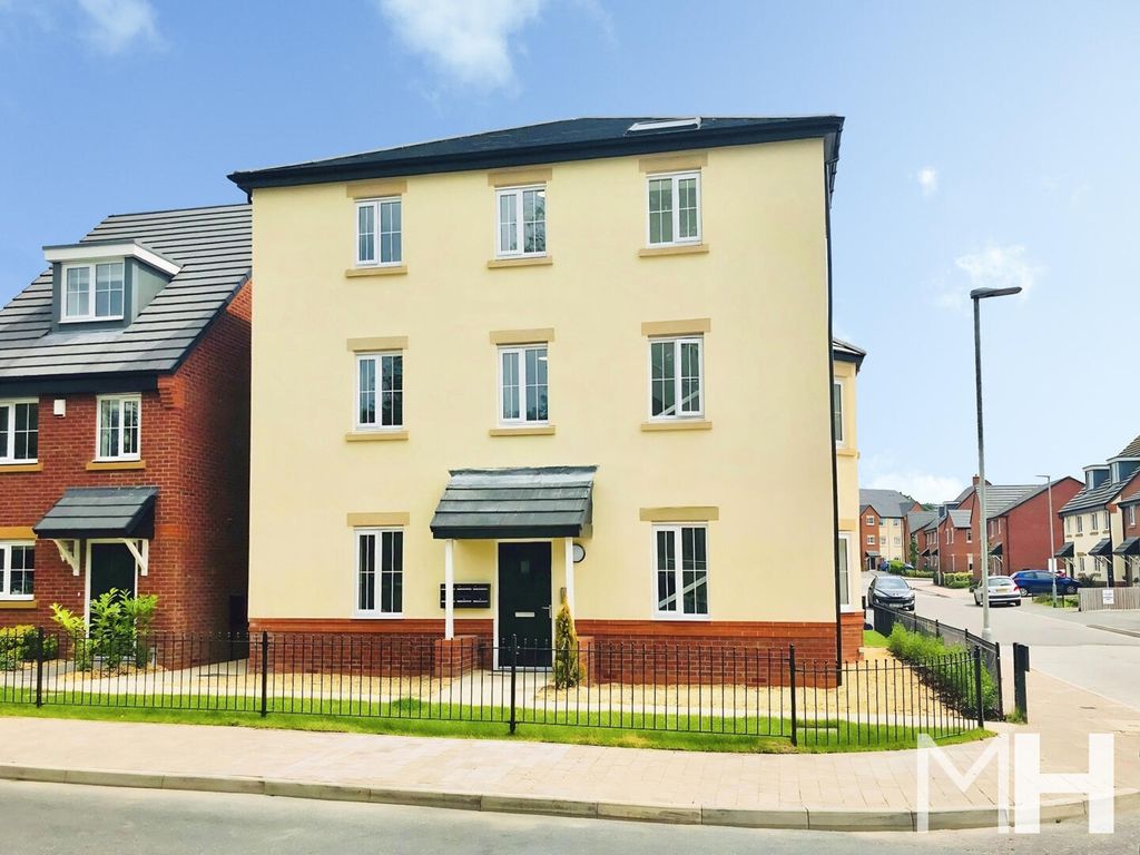 Property photo 1 of 11 Front (Exterior)