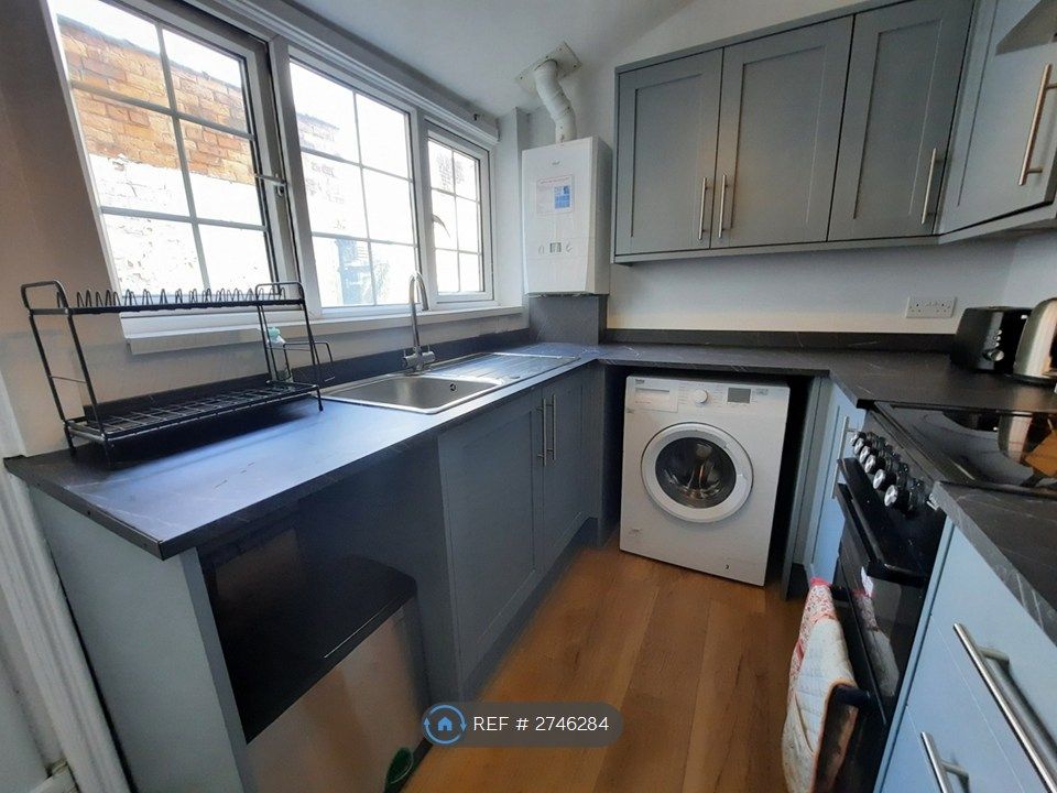 Property photo 3 of 8