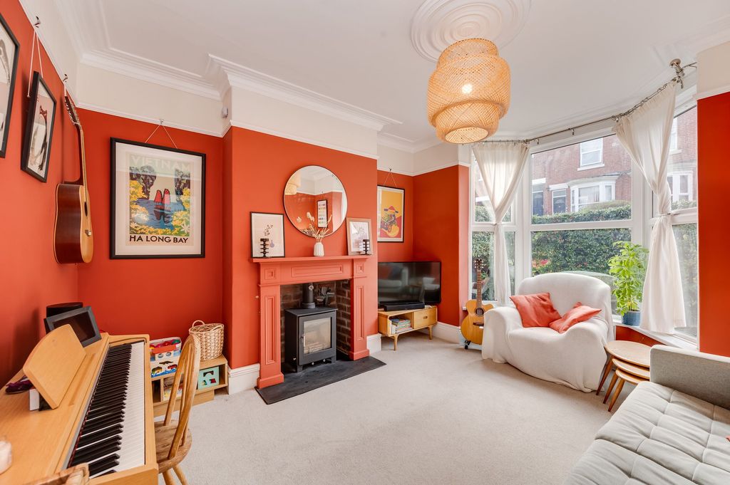 Property photo 2 of 29