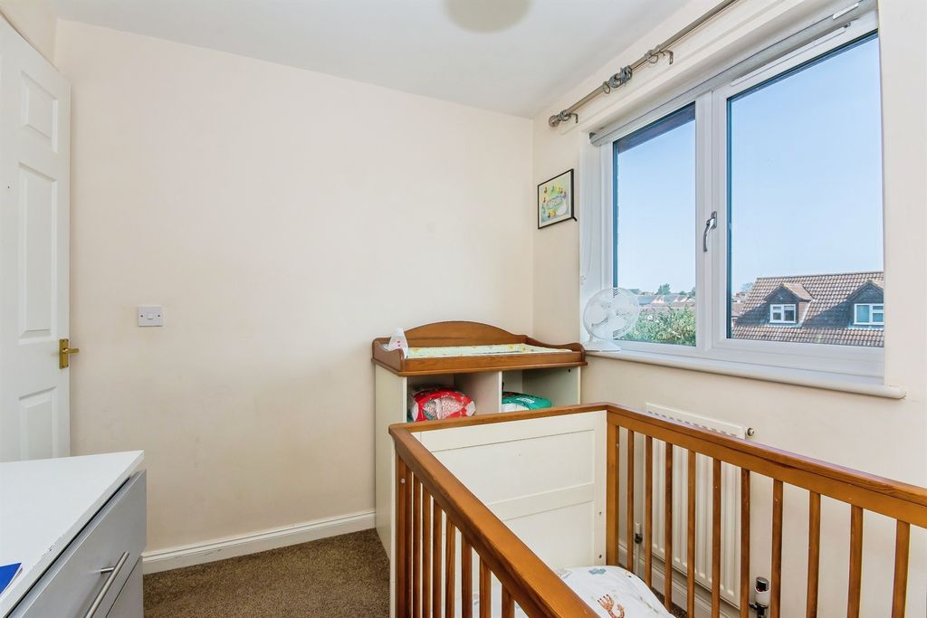 Property photo 3 of 17