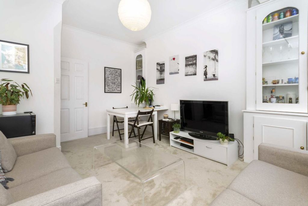 Property photo 2 of 4