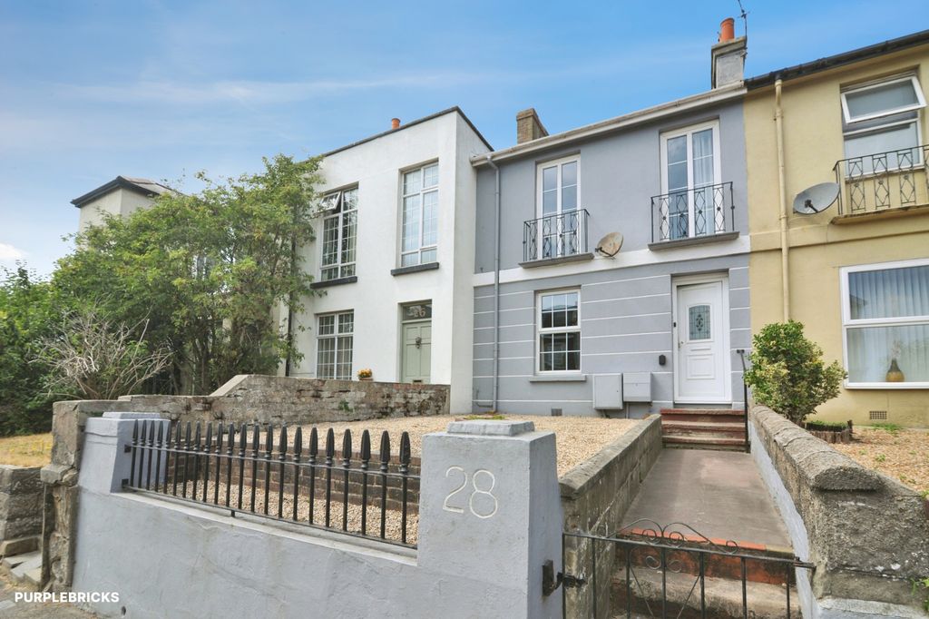 Property photo 1 of 29
