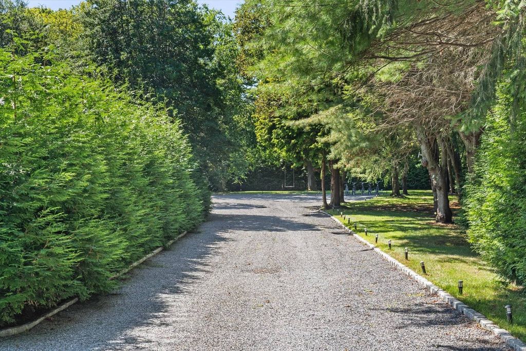 Property photo 2 of 12 <Alttext/>