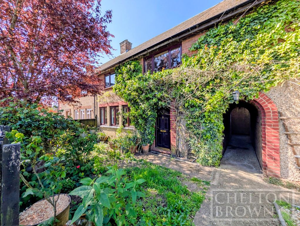 Property photo 1 of 67 Front External