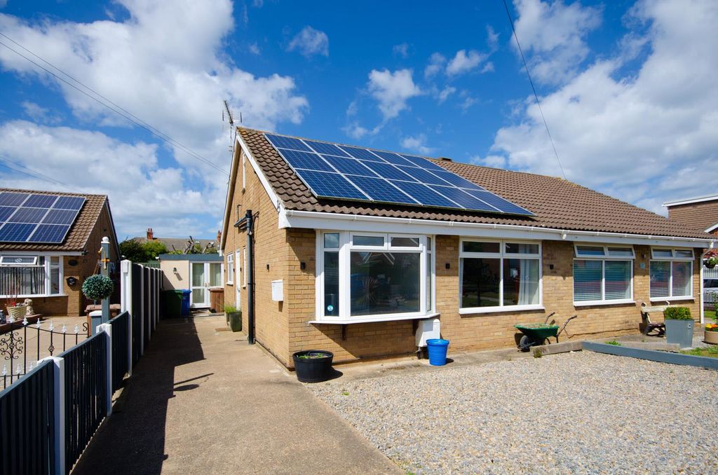 Property photo 3 of 33