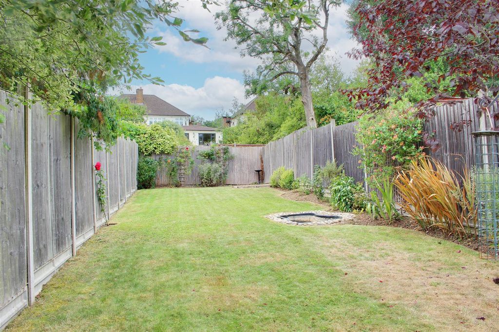 Property photo 2 of 13 Img_8071-Img_8073.Jpg