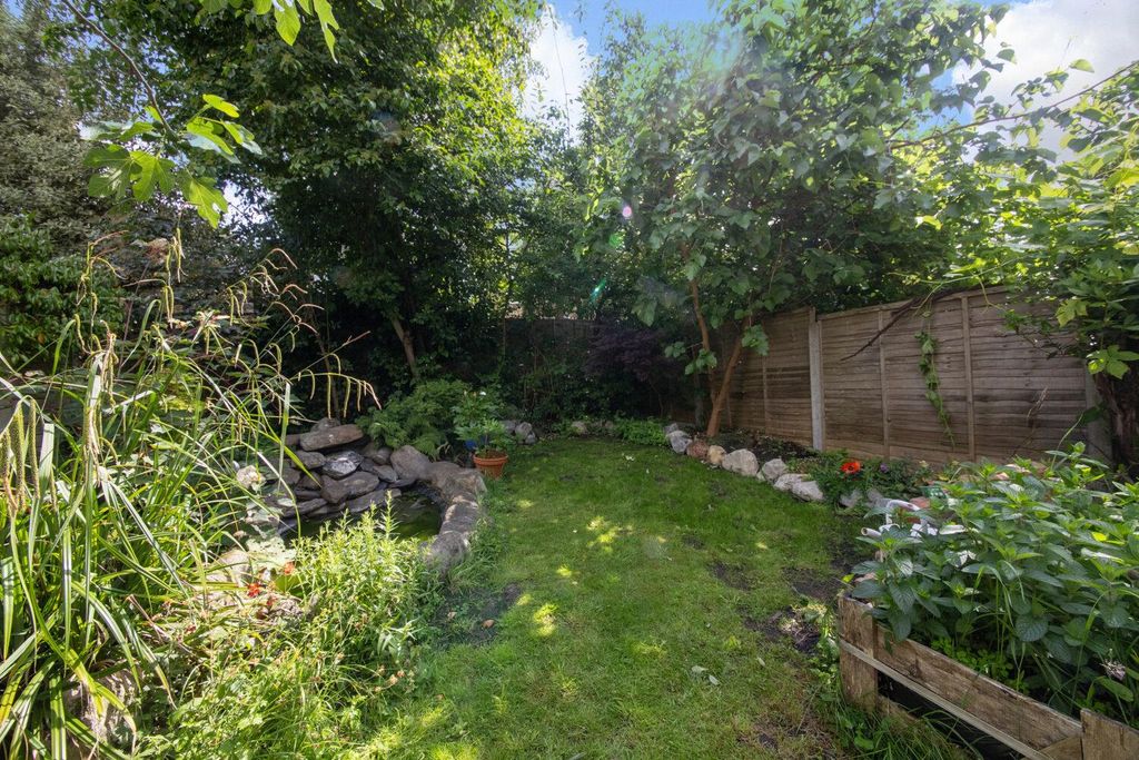 Property photo 3 of 10 Img_8971B-1500x1000.Jpg